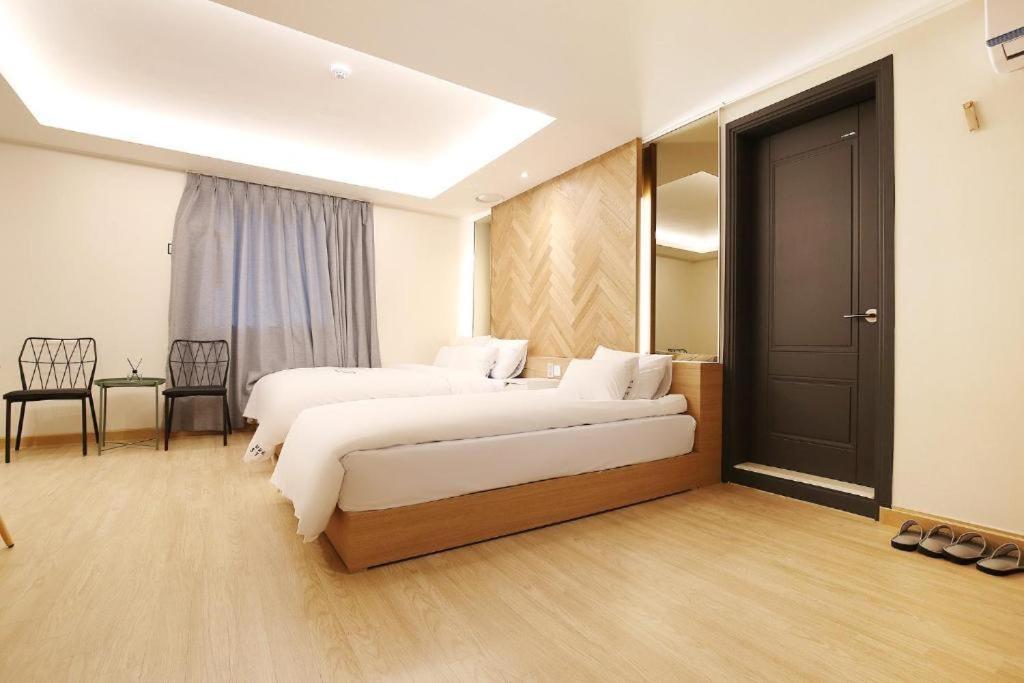 Urban Stay Cheonan Exterior photo